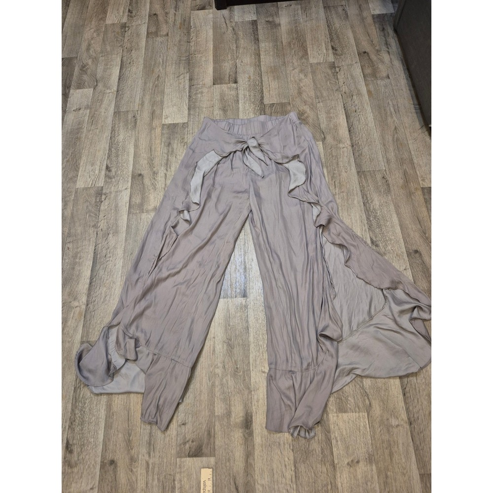 Elegant Women's Gray Wide-Leg Pants